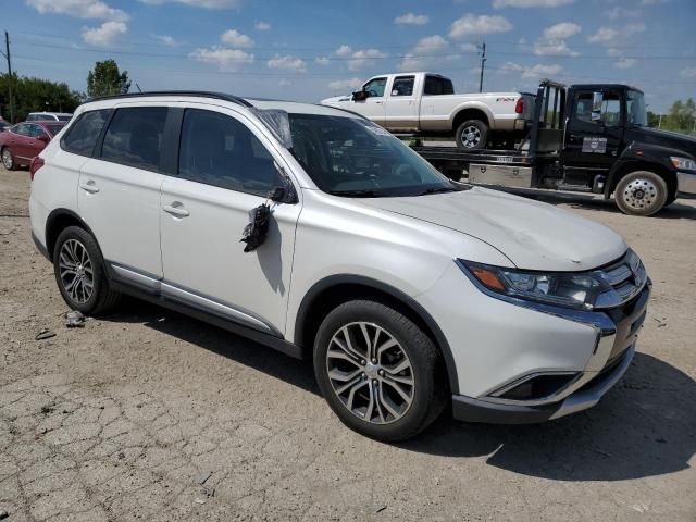 2016 Mitsubishi Outlander SE