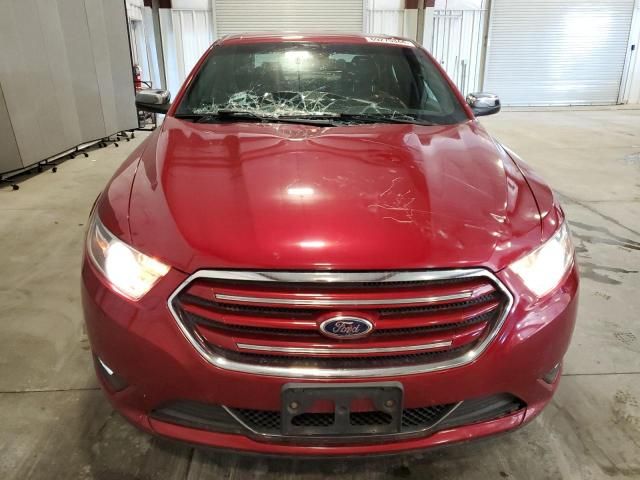 2015 Ford Taurus Limited