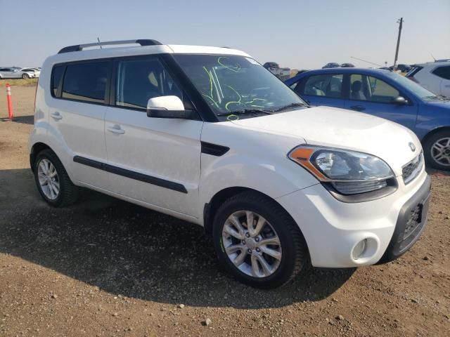 2013 KIA Soul +