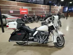 Salvage motorcycles for sale at Dallas, TX auction: 2013 Harley-Davidson Flhtcu Ultra Classic Electra Glide