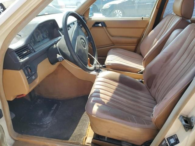 1988 Mercedes-Benz 260 E