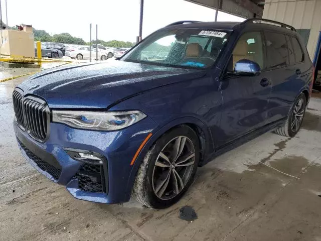 2022 BMW X7 M50I