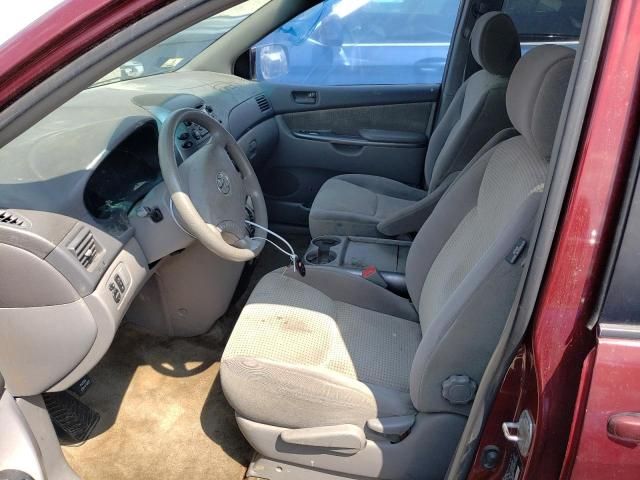 2006 Toyota Sienna CE