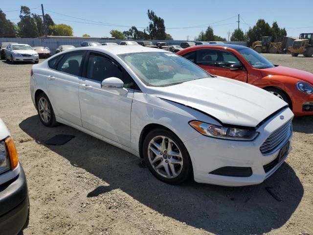 2016 Ford Fusion SE