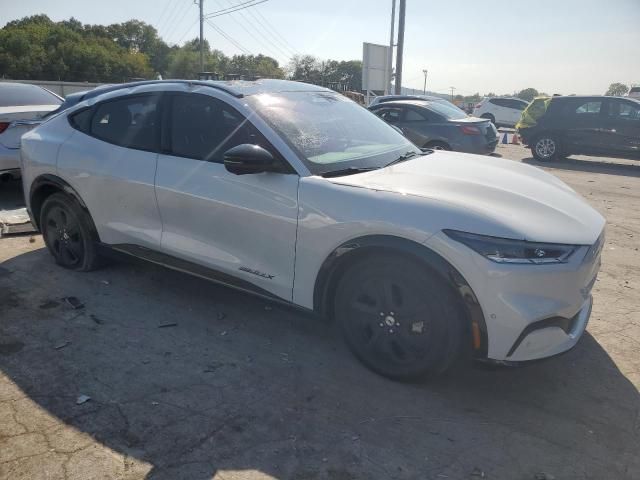 2022 Ford Mustang MACH-E California Route 1