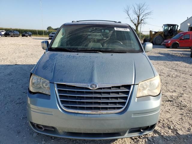 2008 Chrysler Town & Country Touring