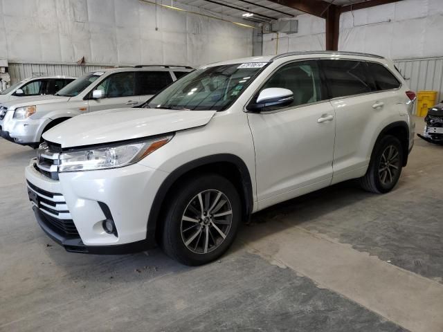 2018 Toyota Highlander SE