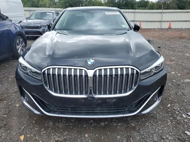 2022 BMW 740 I