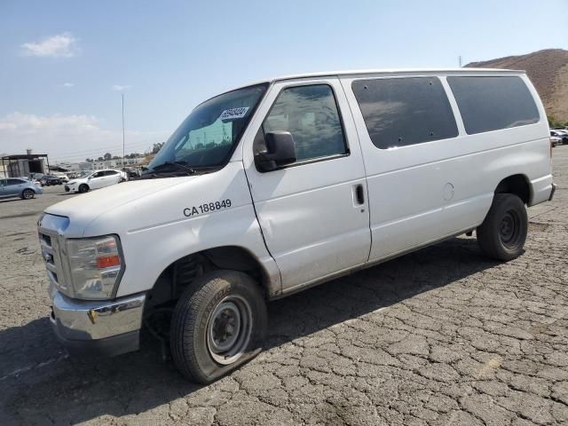 2014 Ford Econoline E350 Super Duty Wagon