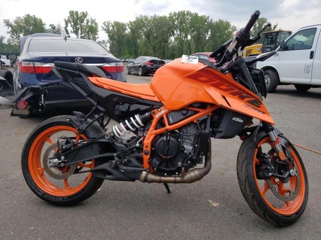 2024 KTM 390 Duke