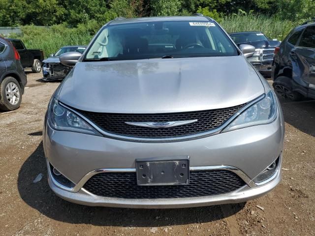 2017 Chrysler Pacifica Touring L Plus