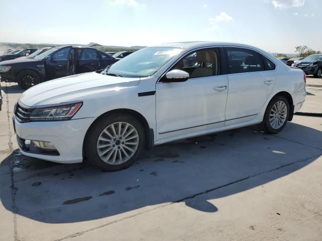 2016 Volkswagen Passat SE