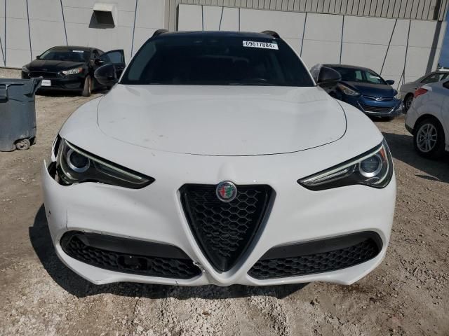 2021 Alfa Romeo Stelvio TI