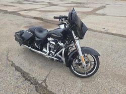 Salvage motorcycles for sale at Woodhaven, MI auction: 2018 Harley-Davidson Flhx Street Glide