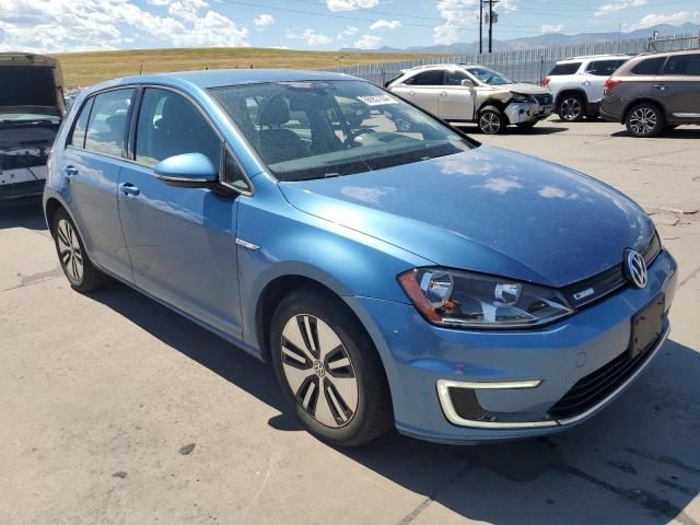 2016 Volkswagen E-GOLF SE