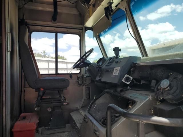 2020 Freightliner Chassis M Line WALK-IN Van