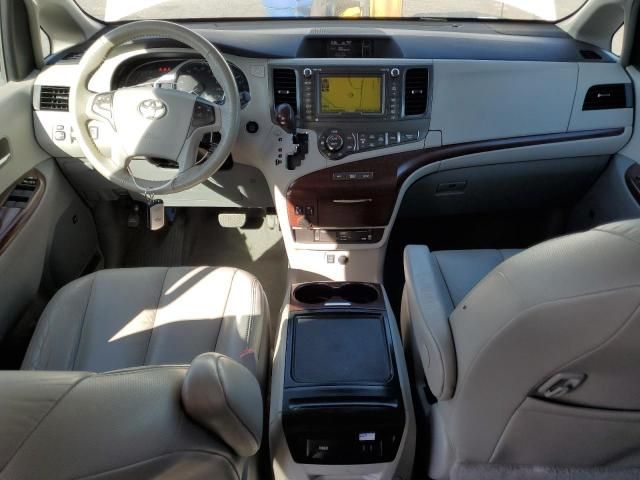 2012 Toyota Sienna XLE