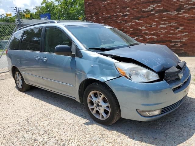 2005 Toyota Sienna XLE