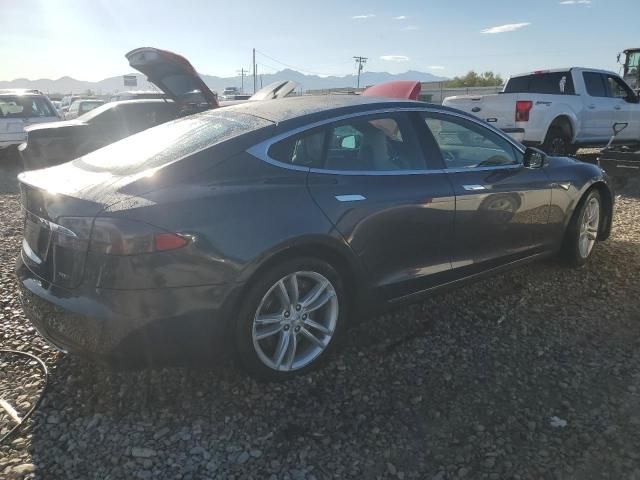 2015 Tesla Model S 70D