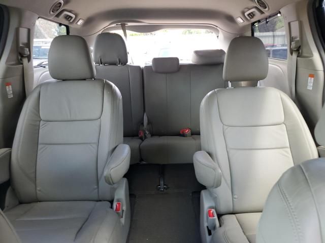 2017 Toyota Sienna XLE