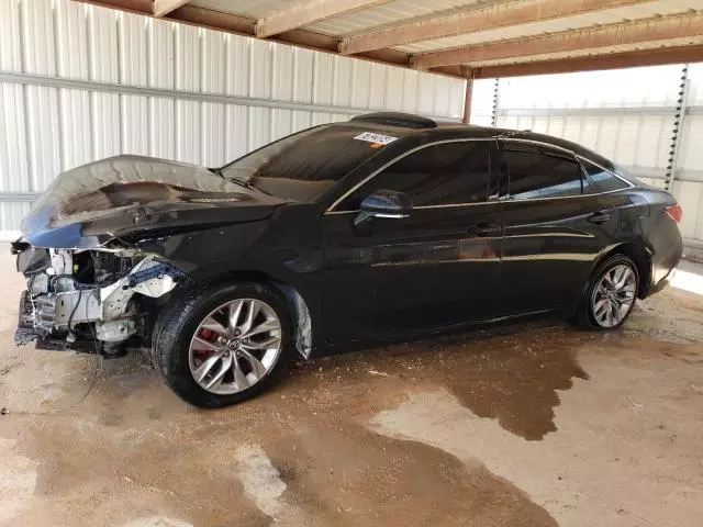 2019 Toyota Avalon XLE