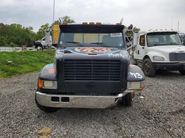 1995 International 4000 4700