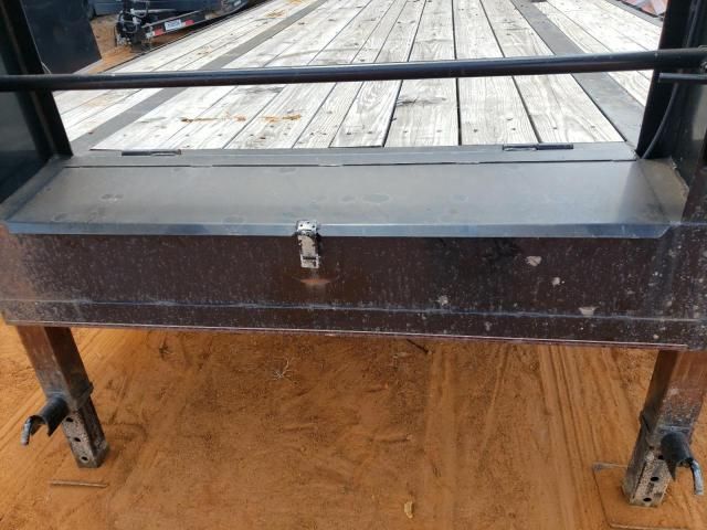 2022 Urwi 2022 MP Custom Trailers LLC 40' Gooseneck