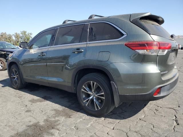 2019 Toyota Highlander LE