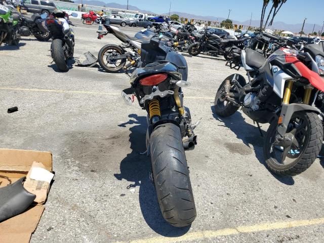 2010 Ducati Monster 1100 / 1100 S