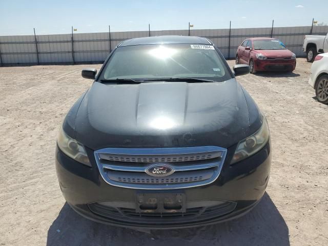 2011 Ford Taurus SE