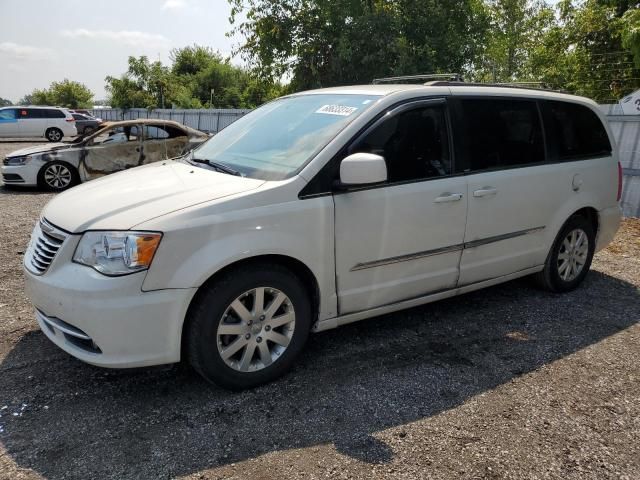 2013 Chrysler Town & Country Touring