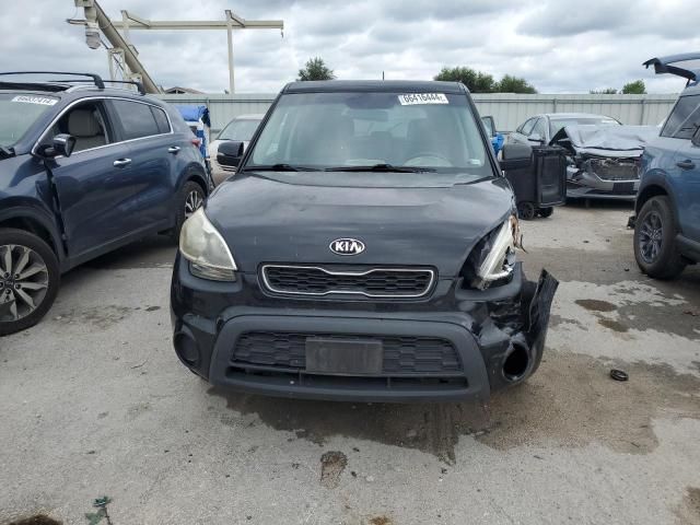 2013 KIA Soul +