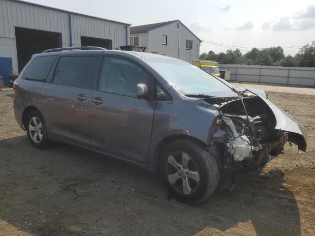 2015 Toyota Sienna LE