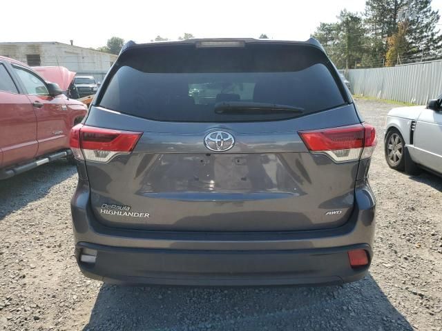 2019 Toyota Highlander LE