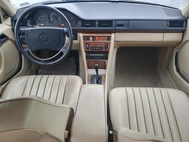 1991 Mercedes-Benz 300 E 2.6