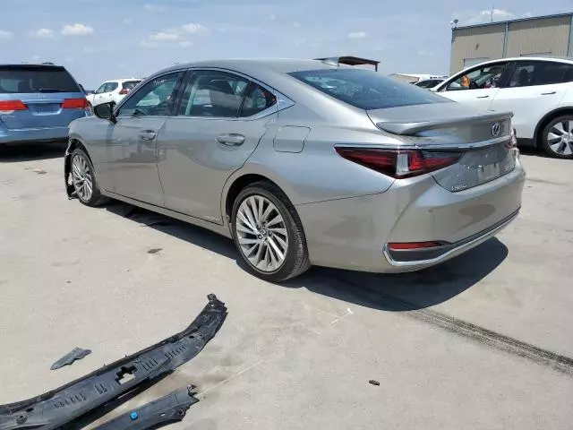 2021 Lexus ES 300H Ultra Luxury