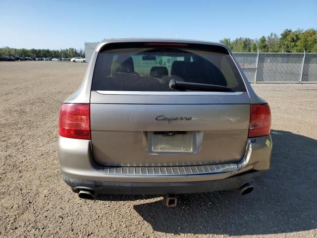 2004 Porsche Cayenne