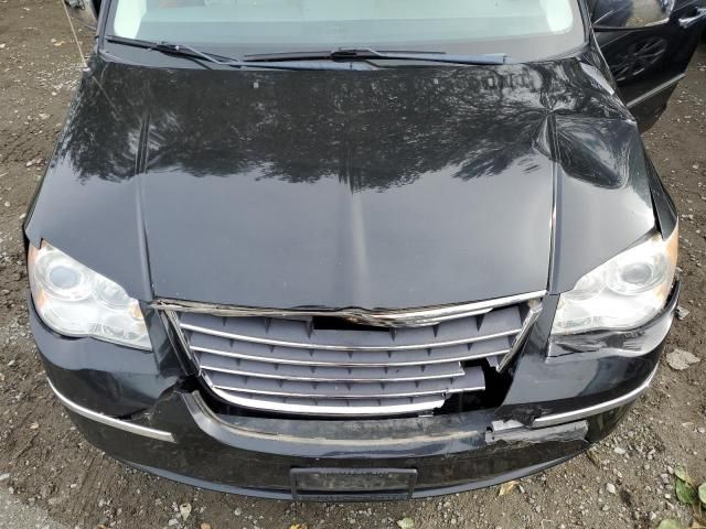 2008 Chrysler Town & Country Limited