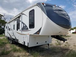 Camiones dañados por granizo a la venta en subasta: 2014 Wildwood Sandpiper