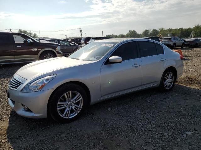 2015 Infiniti Q40