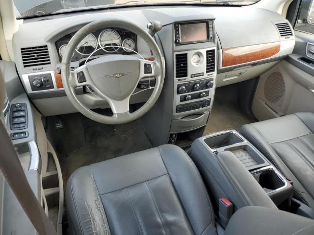 2008 Chrysler Town & Country Touring