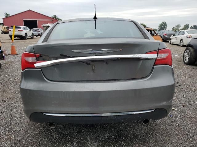 2013 Chrysler 200 Limited