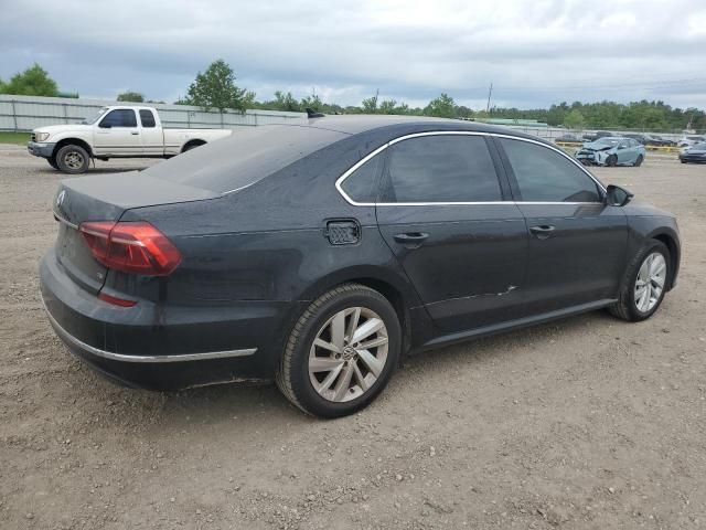 2018 Volkswagen Passat SE