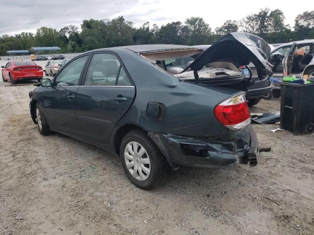 2005 Toyota Camry LE