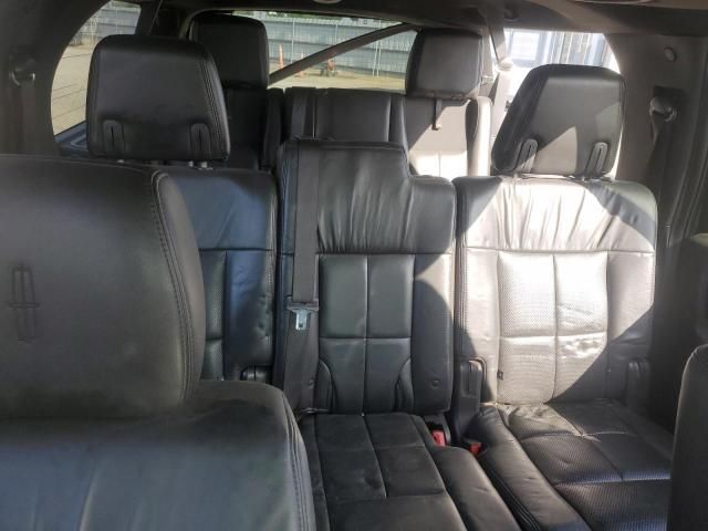 2013 Lincoln Navigator L