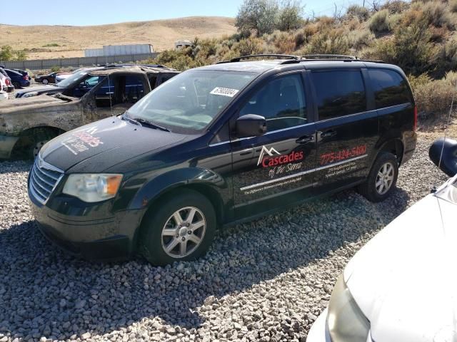 2010 Chrysler Town & Country Touring