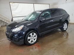 Carros salvage sin ofertas aún a la venta en subasta: 2016 Chevrolet Traverse LT