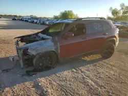 Carros salvage para piezas a la venta en subasta: 2019 Jeep Cherokee Latitude Plus