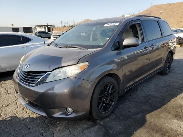 2014 Toyota Sienna LE