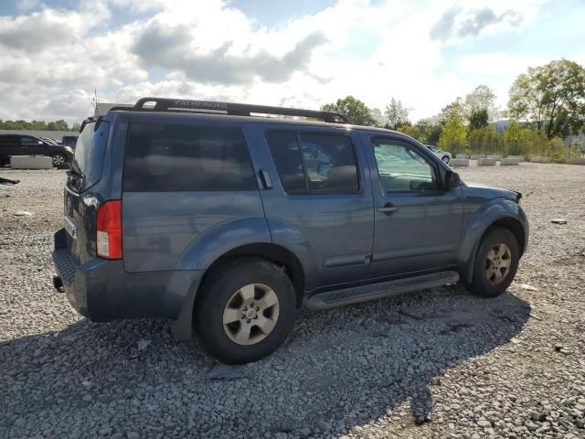 2006 Nissan Pathfinder LE